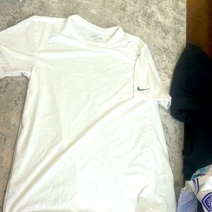 Nike tshirt